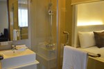 Отель Imperial Palace Suites Отель Imperial Palace Suites