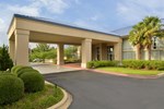 Отель Ramada Inn and Suites Shreveport Отель Ramada Inn and Suites Shreveport