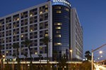 Отель Renaissance Las Vegas Hotel Отель Renaissance Las Vegas Hotel