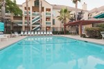 Отель Staybridge Suites San Francisco Airport Отель Staybridge Suites San Francisco Airport