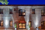 Отель Staybridge Suites Savannah Historic District Отель Staybridge Suites Savannah Historic District