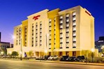 Отель Hampton Inn Louisville Downtown, KY Отель Hampton Inn Louisville Downtown, KY