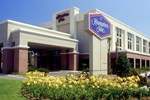 Отель Hampton Inn Pensacola-Airport Отель Hampton Inn Pensacola-Airport