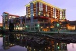 Отель Hampton Inn & Suites Greenville-Downtown-Riverplace Отель Hampton Inn & Suites Greenville-Downtown-Riverplace