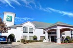 Отель Holiday Inn Express Hillsboro I-35 Отель Holiday Inn Express Hillsboro I-35