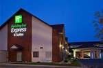 Отель Holiday Inn Express Hotel & Suites Watertown Отель Holiday Inn Express Hotel & Suites Watertown