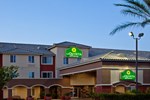 Отель La Quinta Inn & Suites Las Vegas RedRock/Summerlin Отель La Quinta Inn & Suites Las Vegas RedRock/Summerlin