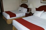 Отель Quality Inn & Suites Отель Quality Inn & Suites