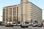Отель Ramada Plaza Newark Liberty International Airport Отель Ramada Plaza Newark Liberty International Airport