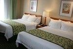 Отель Fairfield Inn & Suites Sudbury Отель Fairfield Inn & Suites Sudbury