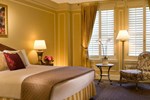 Отель Millennium Biltmore Hotel Отель Millennium Biltmore Hotel