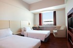 Отель Ibis Mangga Dua Отель Ibis Mangga Dua