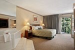 Отель Ramada - Bradley Airport Отель Ramada - Bradley Airport