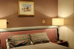 Отель The Stronlossit Inn Отель The Stronlossit Inn