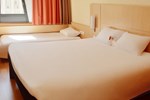 Отель Ibis Marseille Euroméditerranée Отель Ibis Marseille Euroméditerranée