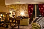 Отель Hotel Les Ancolies Отель Hotel Les Ancolies