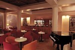 Отель The Golden Coast Hotel Отель The Golden Coast Hotel