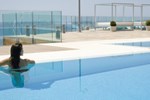 Отель Holiday Hydros Отель Holiday Hydros