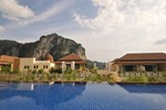 Отель Aonang Cliff Beach Resort Отель Aonang Cliff Beach Resort