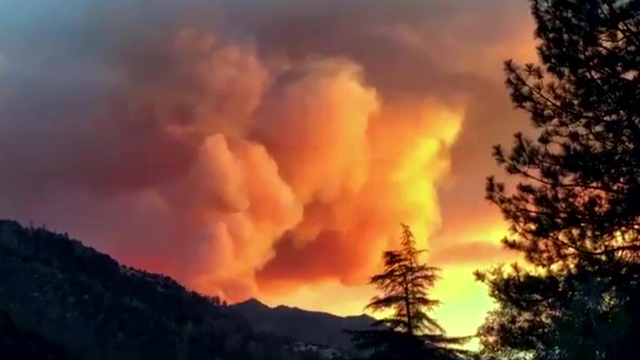 Нацпарк Йосемити в США закрыт из-за лесных пожаров