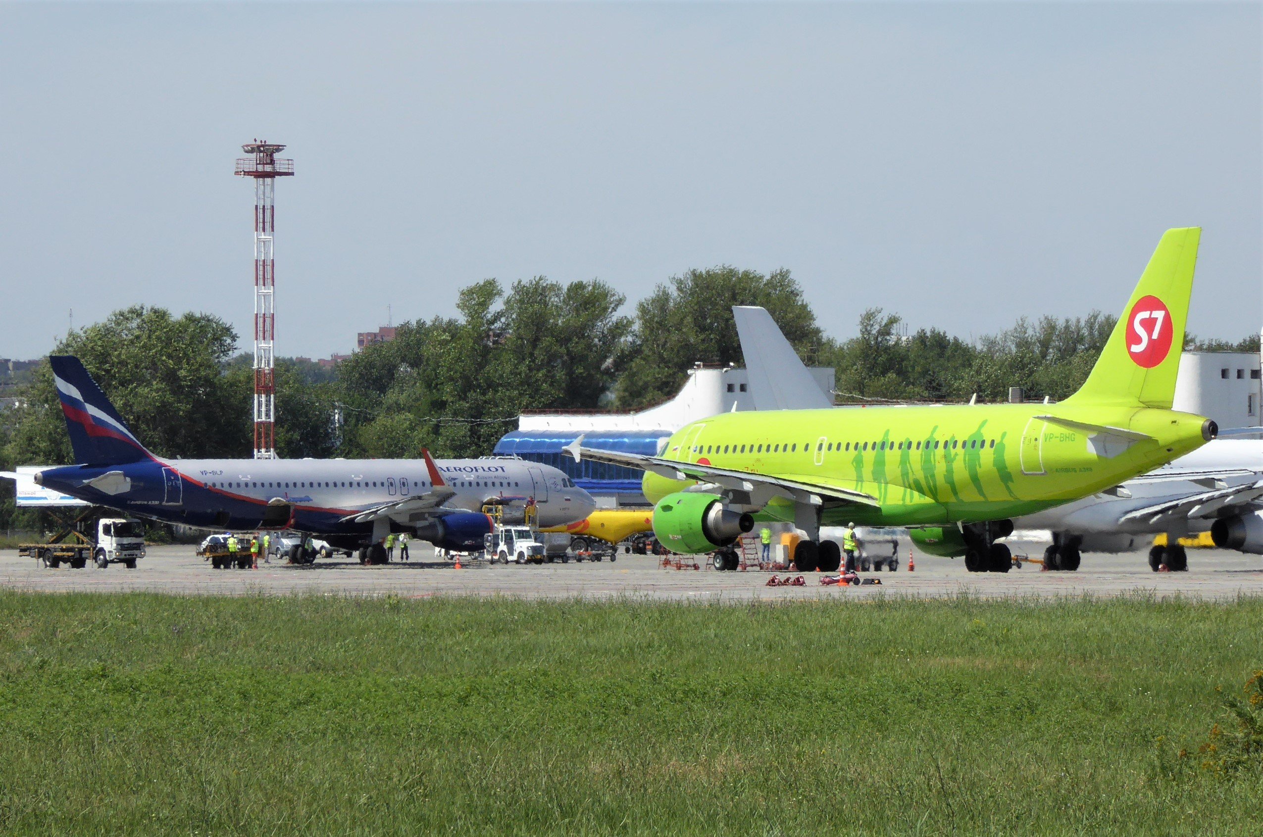"Сибирь" и "Аэрофлот" увеличат число рейсов Москва - Челябинск