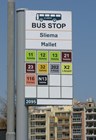 Табличка на автобусной остановке