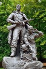  Монумент воинам в парке Победы