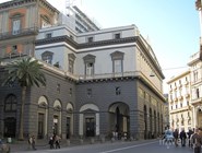Театро-ди-Сан-Карло - самый старый оперный комплекс