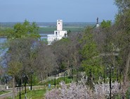 Вид на Амур и монумент Муравьеву-Амурскому