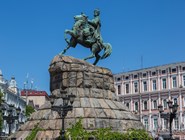 Памятник  Богдану Хмельницкому на Софийской площади