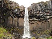 Свартифосс является одним из наиболее известных исландских водопадов, хотя он не высокий и не такой мощный, как многие другие. // фото автора