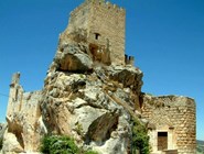 Замок Zuheros в окрестностях Кордовы