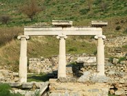 Место священного огня в Эфесе
