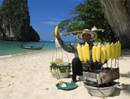 Продавец кукурузы на пляже