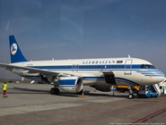 Самолет "Азербайджанских авиалиний"