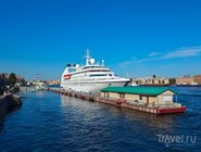 Круизные суда привозят в Петербург более полумиллиона туристов