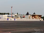 Международный аэропорт "Стригино". Вид с летного поля