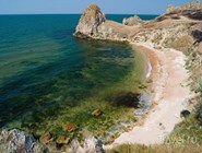 Дикий пустынный пляж на Азовском море