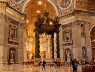 Интерьер базилики Св.Петра