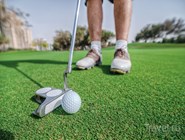 Для игры на полях дубайских гольф-клубов не обязательно быть их членом