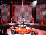Шоу в парке развлечений Ferrari World