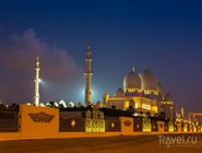 Осенняя ночь над Мечетью шейха Зайда