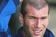 Зинедин Зидан. Фото: tfutbol.com