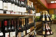 Французское шампанское за 1000 евро - в России. // GettyImages