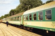 Поезд Express на вокзале Свиноуйсьце // Railfaneurope.net