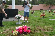 Могила Анны Николь Смит на Багамах // newsday.com