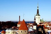 Туристы едут на отдых в Таллин. // GettyImages