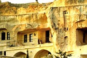 Serinn House насчитывает всего пять номеров, каждый из которых представляет собой пещеру. // Guardian