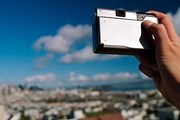 Редкий турист отправляется в поездку без фотоаппарата. // GettyImages