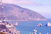 Российские туристы выбирают курорты Крыма. // santour.ru